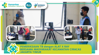 Pemeriksaan tbc  dengan alat x ray portable di puskesmas kec. ciracas